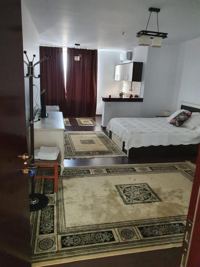 Отель Casa Veldoni Branesti Экстерьер фото